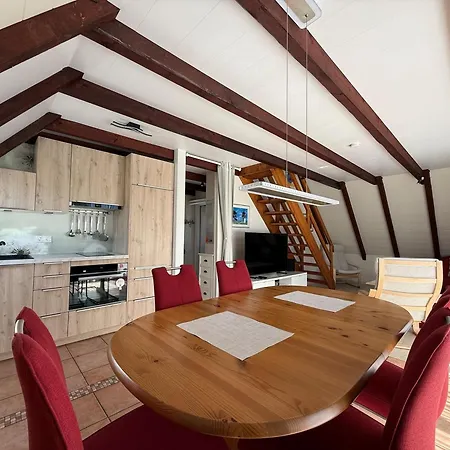 Windjammer Semesterbostad